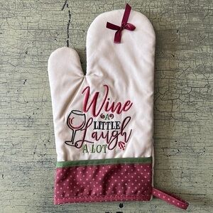 Nwot Wine A Little Laugh A Lot Oven Mitt